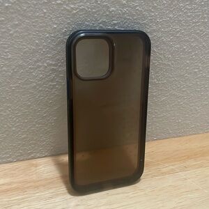 Tech21 IPHONE 12 case
